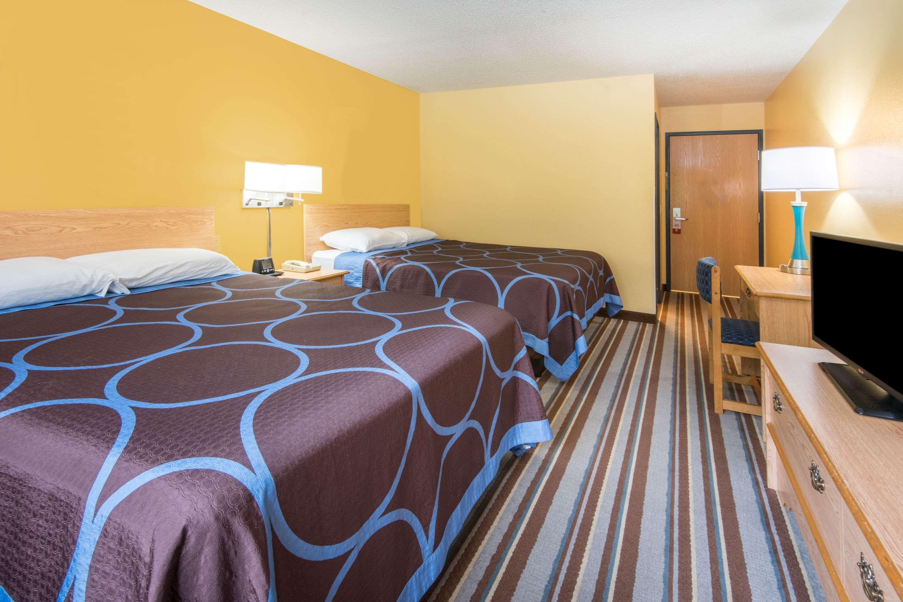 Hotel Super 8 By Wyndham Medina Extérieur photo