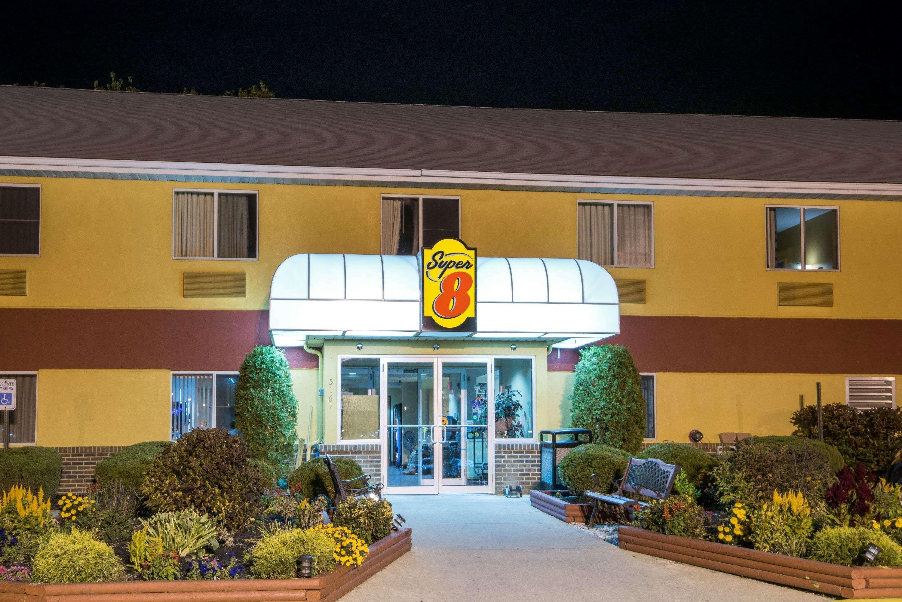 Hotel Super 8 By Wyndham Medina Extérieur photo